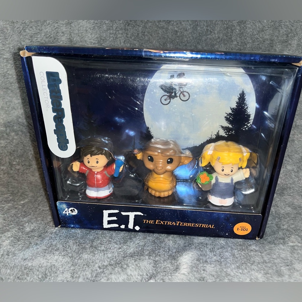 LITTLE PEOPLE Collector E.T. THE EXTRA-TERRESTRIAL 40th anniversary Fish…